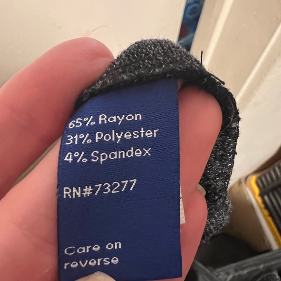 Apt. 9 Black and Heather Grey sweater with 3/4 length sleeves - Picture 5 of 5